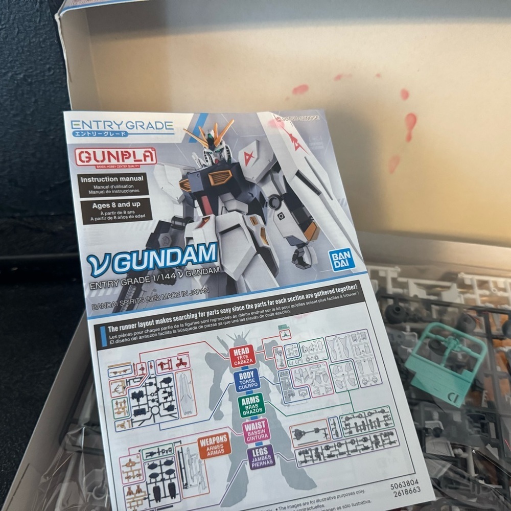 Hobby RX-78-2 Gundam Model Kit. Bandai Entry Grade 1/144 RX‑93. Super fun! NEW! - Picture 10 of 10
